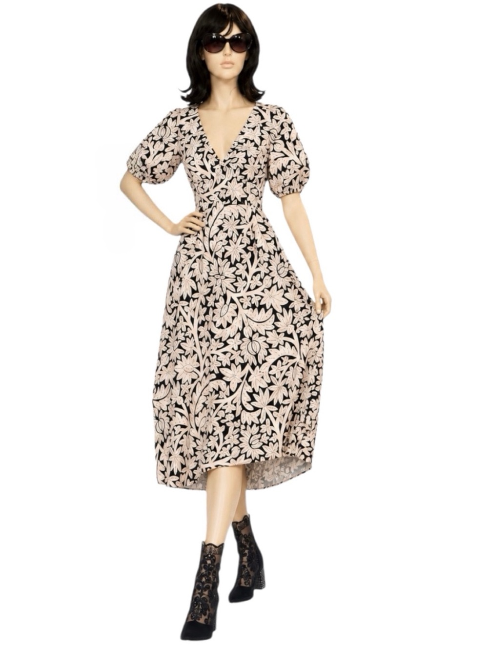 SAYLOR Lincoln XL Beige & Black Maxi Dress Floral Romantic Feminine Coastal Chic